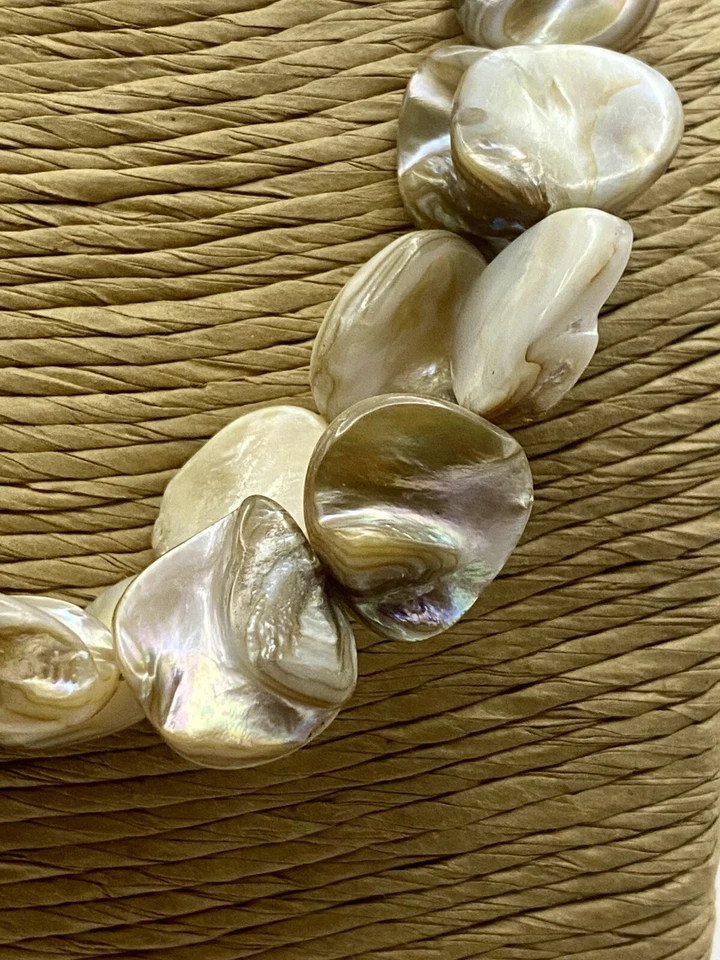 Collar Silpada N1825 Madreperla Iridiscente Plata Esterlina Círculo Usado en Excelente Condición Foto 3 de 4