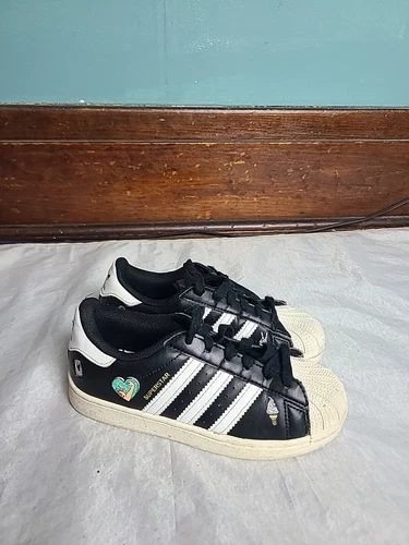 Adidas Original Superstar JR  FX587 Black/White/ Empowering Graphics Size 12.5K