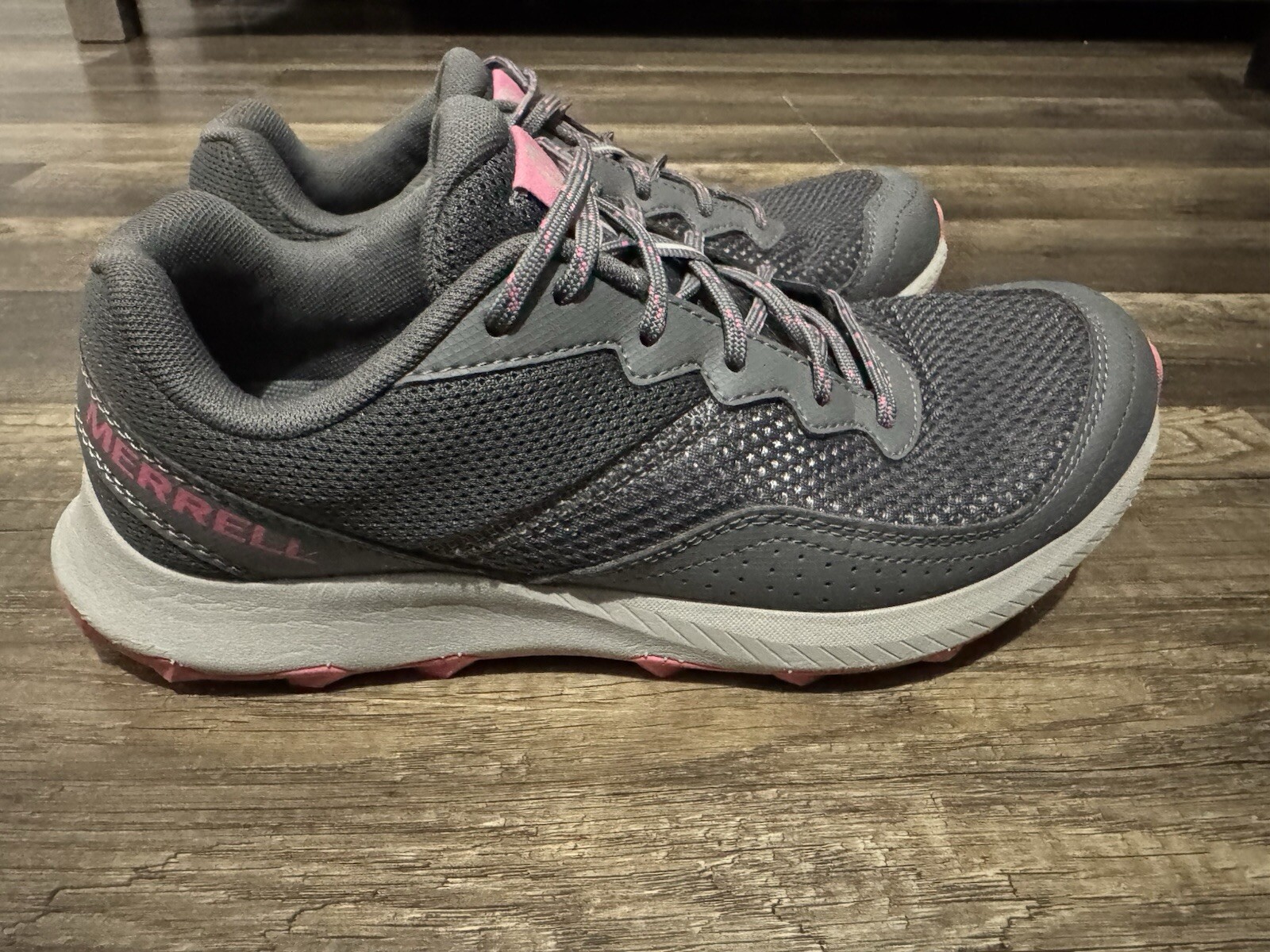 Scarpe da trekking Merrell Sky Rocket grigio e rosa sneakers taglia 7