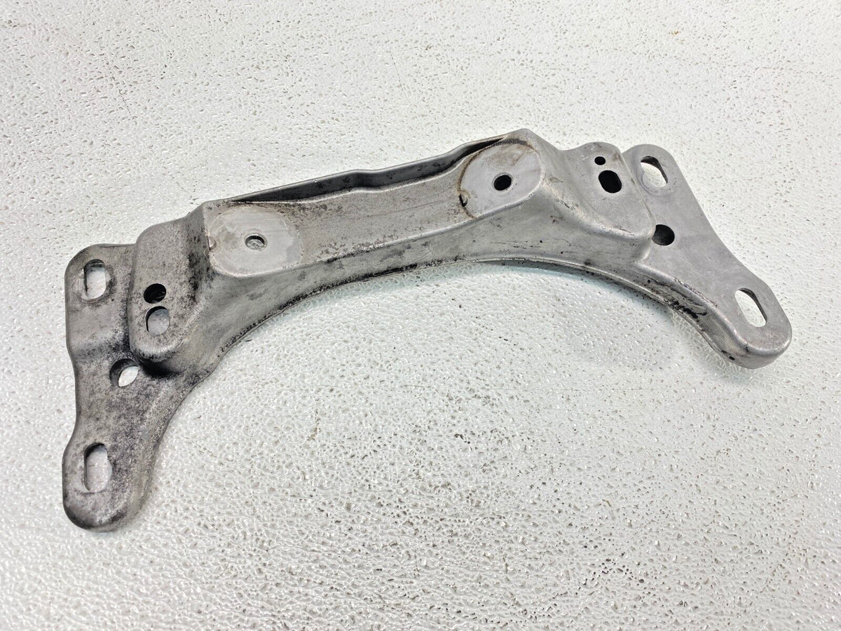 99-06 BMW E46 3 Series Z4 Auto Transmission Gearbox Support