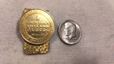 South Tahoe NUGGET Nevada Resort Casino Vintage Money Chip Clip 80's