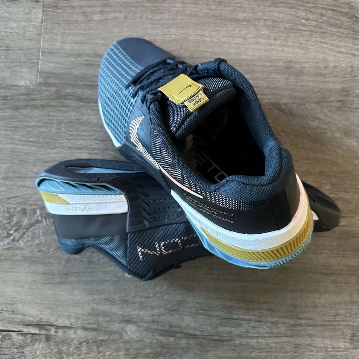 Nike Metcon 8 Armory Navy Gold Mens Shoes DO9328-401 Size 12 Sneakers Running Nike Metcon 8 Armory Navy Gold Mens Shoes DO9328-401 Size 12  main image 3