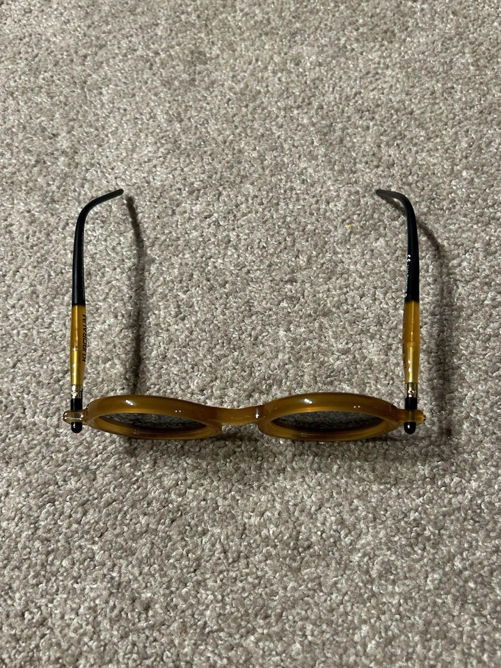 Gafas de sol Kuboraum Mask P2 ámbar hechas a mano en Italia - soñadas en Berlín Foto 2 de 4