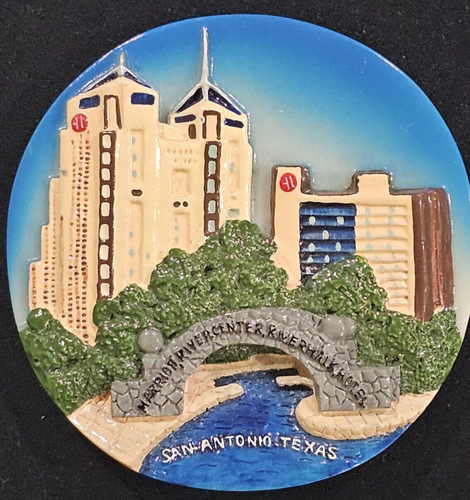 San Antonio Texas Marriot Hotel Magnet with Gift Box - Picture 3 of 3