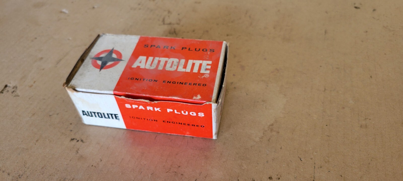 1967-1971 NOS Autolite Ferrari Spark Plugs AR51 Original NICE!
