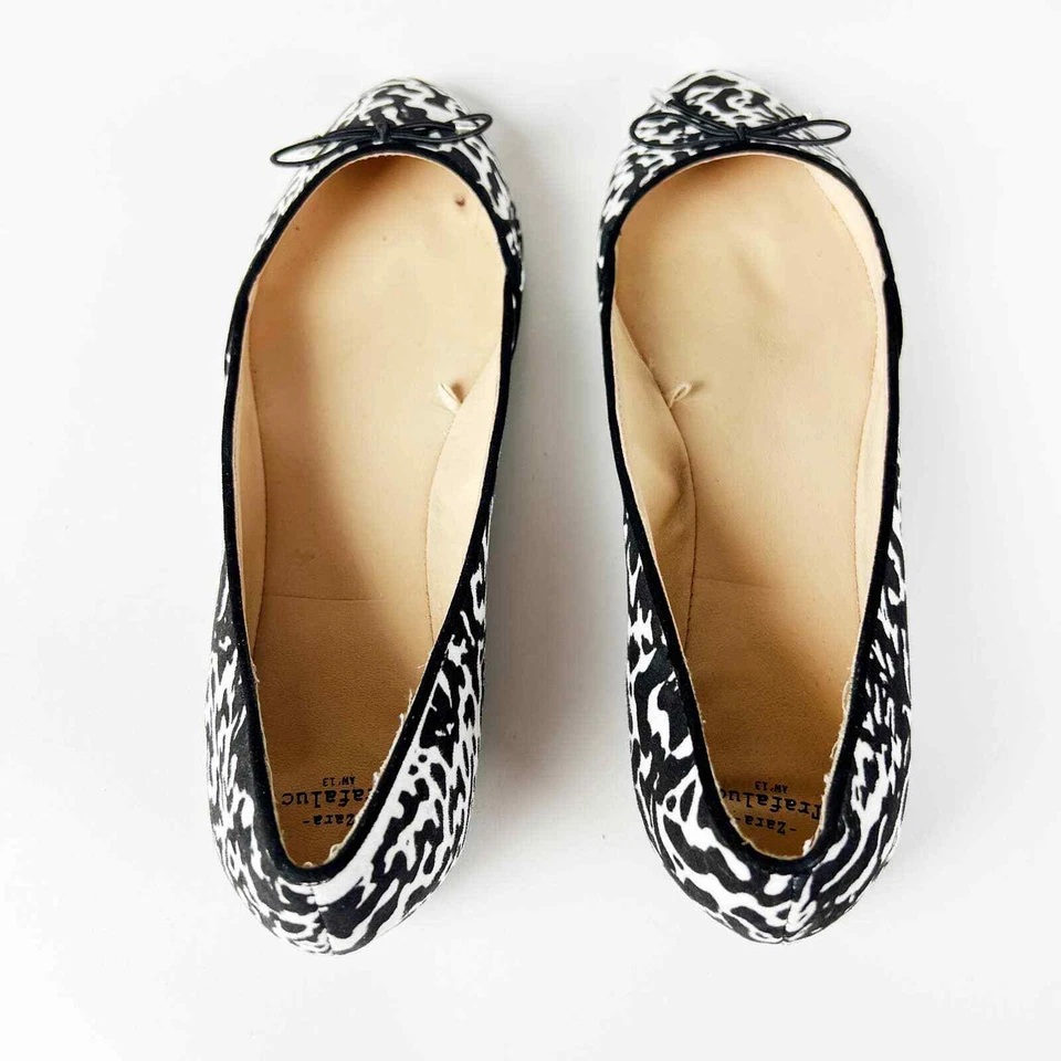 Zara Trafaluc Zapatos Planos Ballet Gamuza Estampado Animal Blanco y Negro Talla 39 EE. UU. 8 Foto 3 de 4