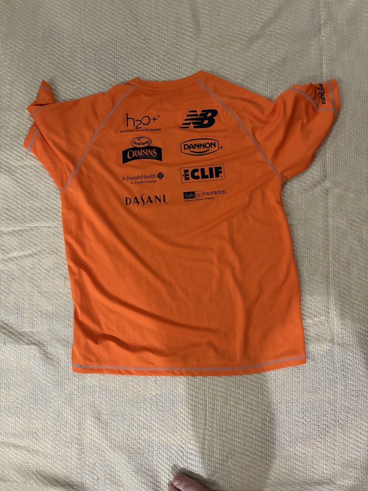 Foto 2 di 8