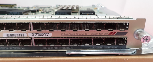 Cisco Catalyst C6800-48P-SFP 6800 48-Port 1GE Fibre Module With WS-F6K-DFC4-A - Afbeelding 4 van 12