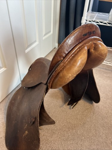 Vintage Stubben Wotan Made in Switzerland English Riding Saddle - Picture 15 of 17