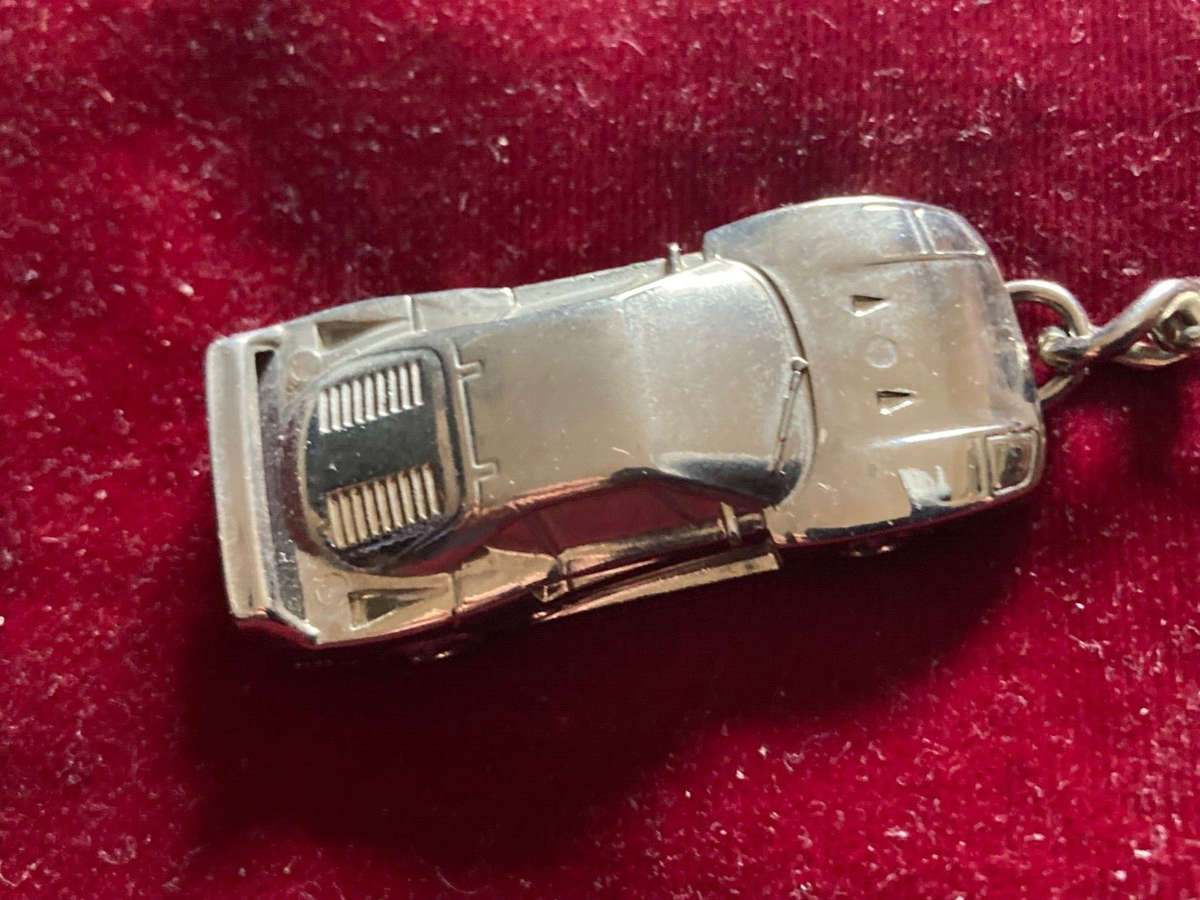 RARE VINTAGE FERRARI F40 Key Chain : Stunning - Made ITALY