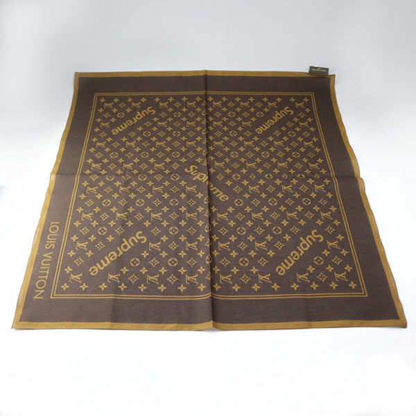 Supreme x Louis Vuitton Monogram Scarf Brown