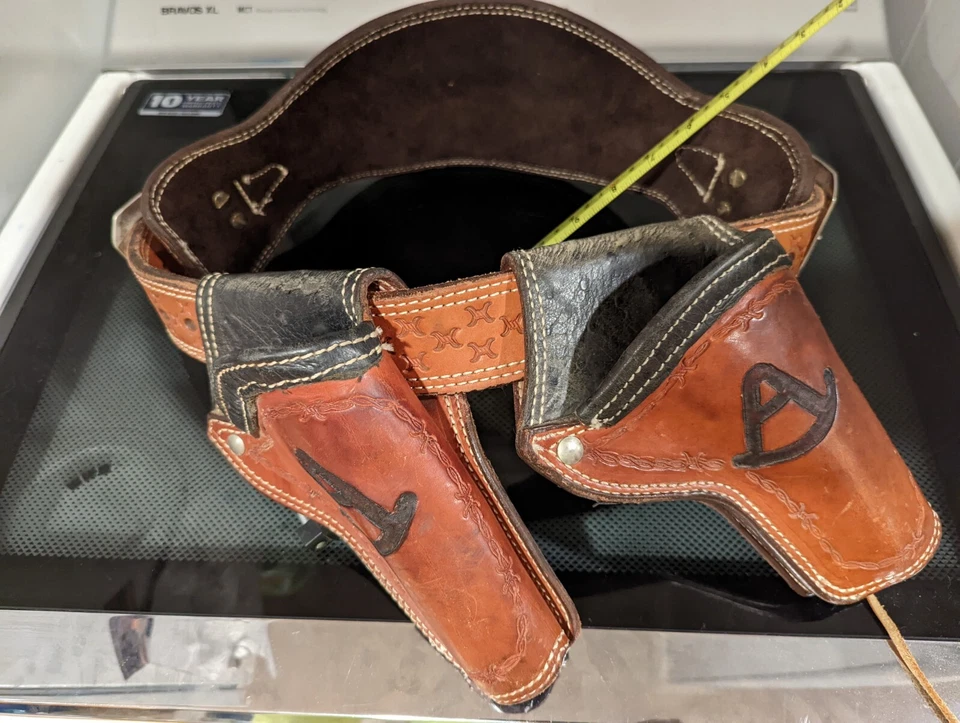 Cinturón Western Gun de cuero hecho a mano con fundas para mujer talla 10 o 38" cintura Foto 4 de 4