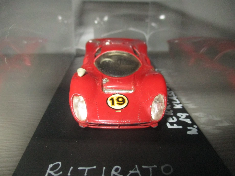 FERRARI 330 P4 LE MANS 1967 MERCURY 1:43 - Immagine 3 di 4