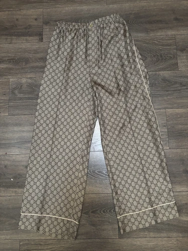 Pantalon Gucci Supreme en soie imprimé taille 40