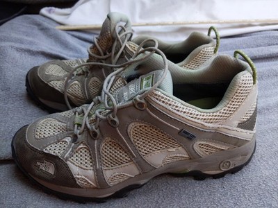 The North Face Shoes Womens 8.5 40 Beige Gore-Tex XCR Hiking Vibram Sneakers