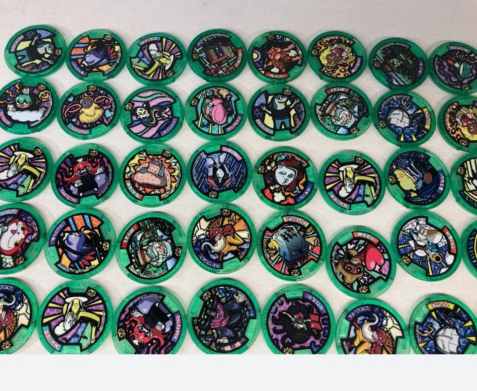 Hasbro Yokai Yo-Kai Watch & 50 DISCS Collection Lot HOLOS Medals Japanese - Image 2 of 4
