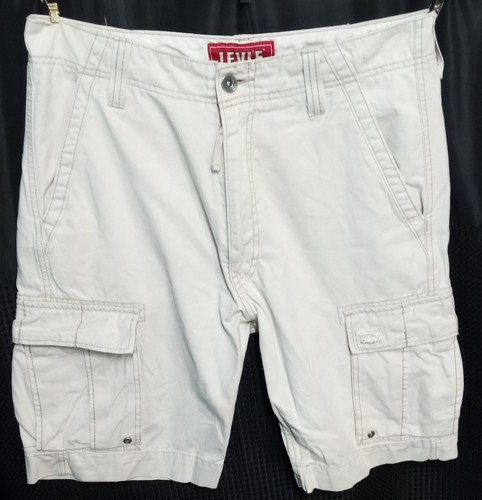 Vintage Levis Shorts Herren Größe 34 weiß Klappentasche Squad Cargo lange Schrittlänge Y2K