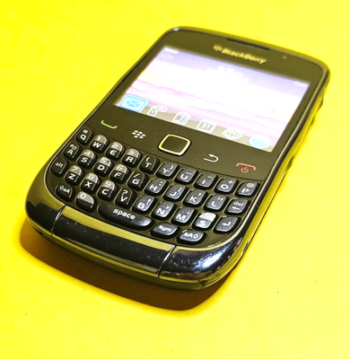 BlackBerry Curve 9300 - 256 MB - Black (Unlocked) (CA) for sale