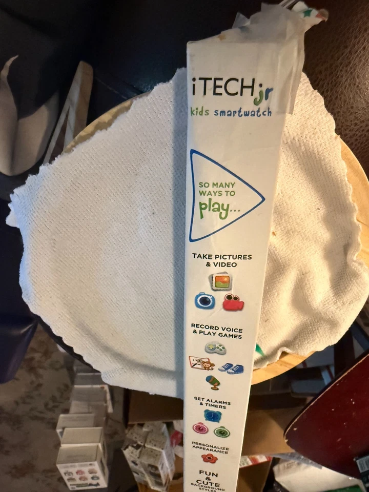 iTech Jr. Kids Smartwatch  - Stars and Planes - NEW - Image 3 of 4