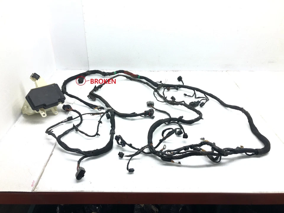 Mercedes W222 S550 2014-2017 4,6 compartimento del compartimiento del motor arnés de cableado fabricante de equipos originales. Foto 2 de 4