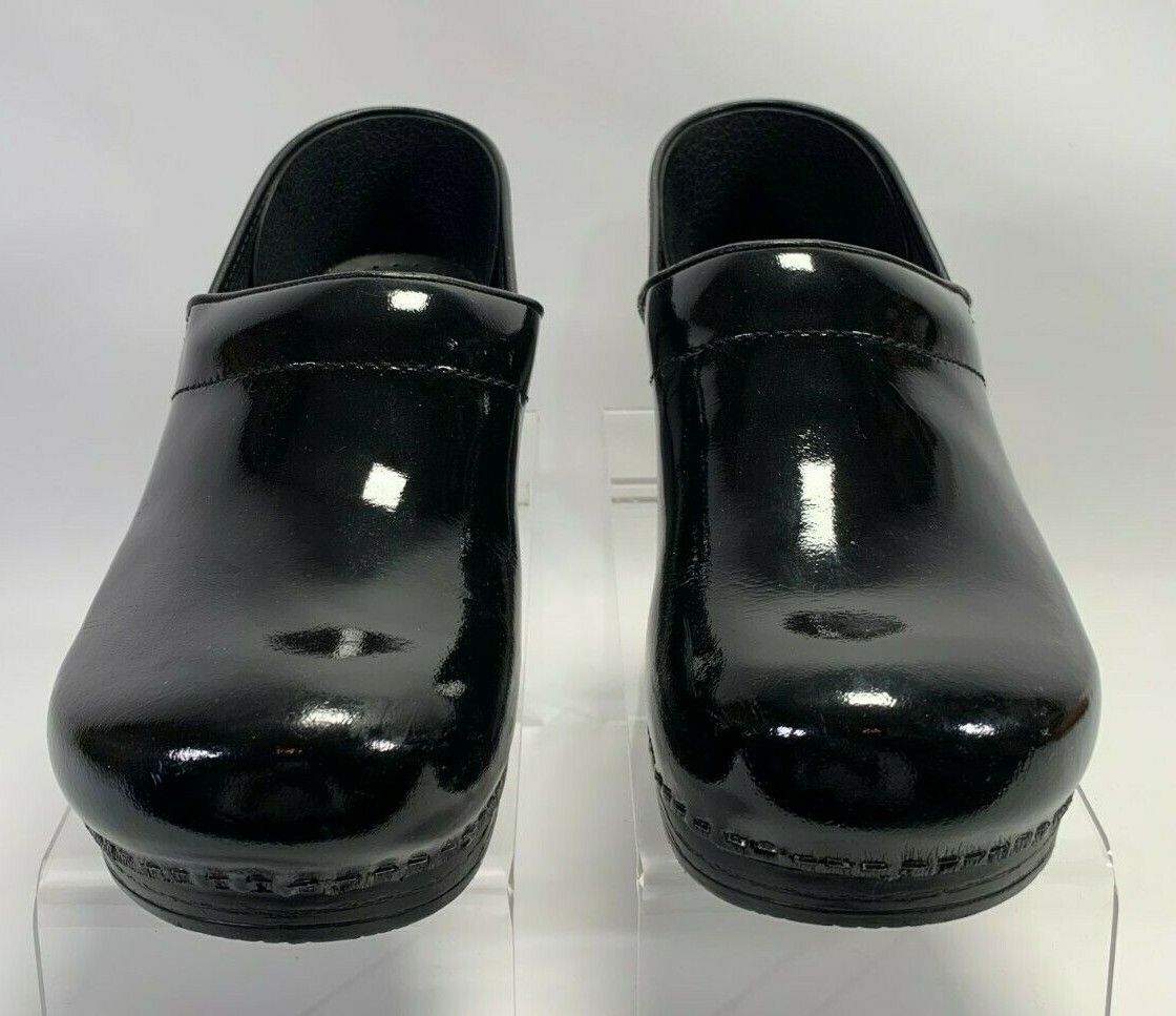 Dansko 黒 レザー ローファー Dansko Women Professional Black Patent Leather Clog EU42