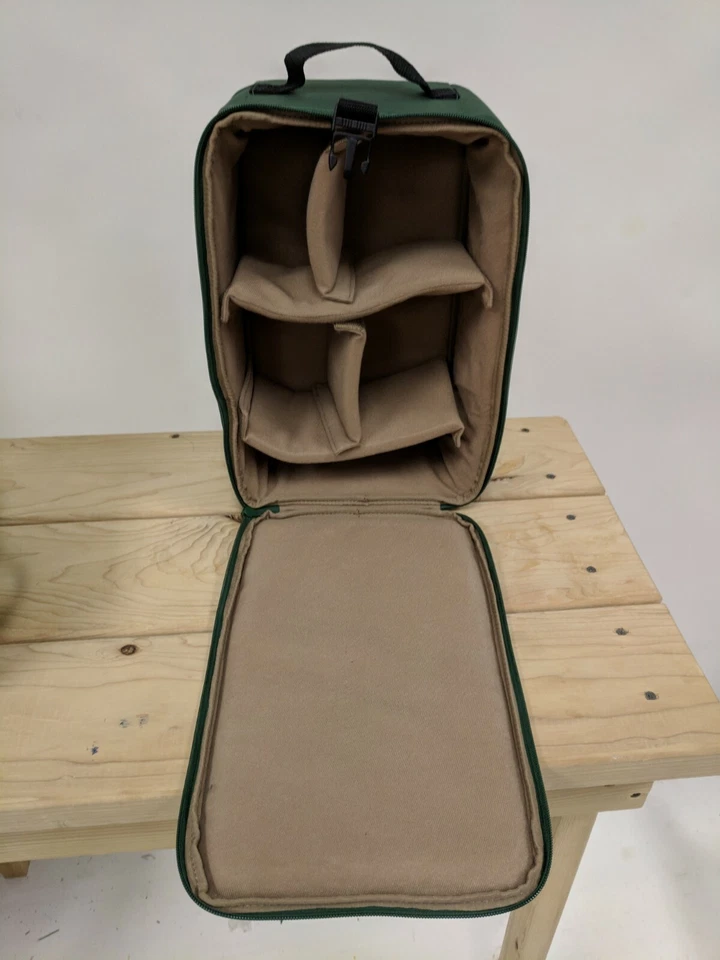 Green Jack by Jill-E Camera Luggage Bag; Nylon; Tan Interior; 13"x8"x6" - Image 2 of 3