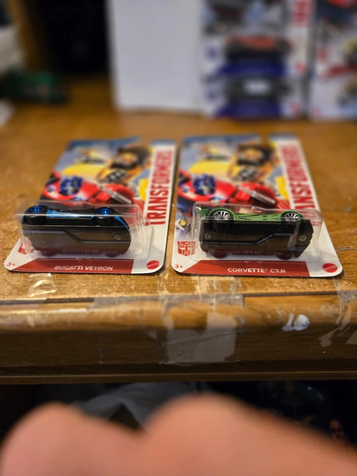 Hot Wheels 2024 Transformers complete set of 5 plus 1 gold bumblebee - Image 2 of 4