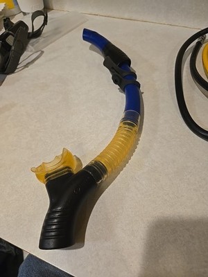 Aqua Lung Impulse 2 Snorkel Blue Black Flexible Tube Comfort Mouthpiece