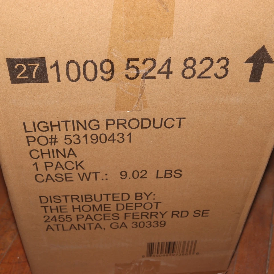 Lámpara de mesa Hampton Bay gris con mezcla blanca con base cerámica 20" Foto 3 de 4