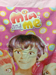 Mia and me Badetuch Kinder rosa/mehrfarbig Baumwolle Bildmotiv Comicfiguren