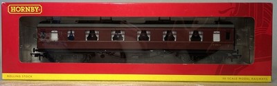 *NEU* Hornby (R4234) Ex-LMS Corridor 1. Klasse Reisebus ''M 1050 M''