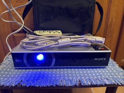 Sony Projector HDMI VPL-CX21 1400X1050 60Hz VGA 2100 Lumens Auto Focus Lamp
