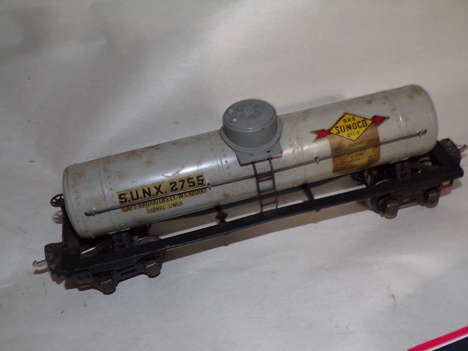 Lionel Vintage Original 2755 Sunoco tank car hard to find gray version 1941-42 - Image 2 of 4