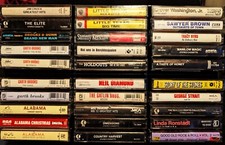 Lot of 30 Cassettes Brooks, Alabama, Strait, Croce, Diamond, Texas, PET RESCUE