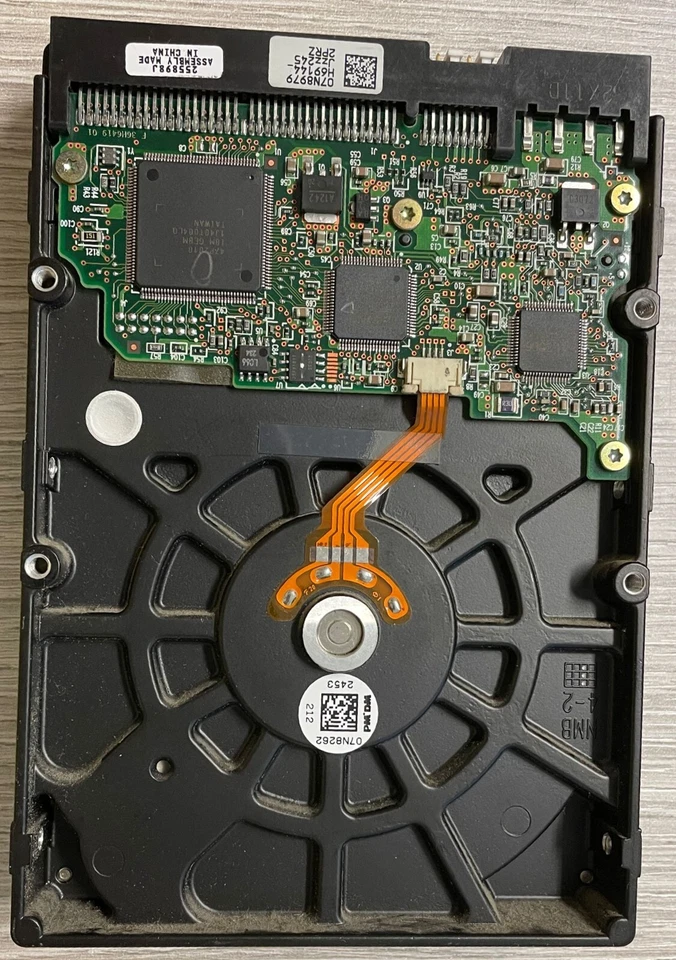Hard Disk Ibm 40GB SATA 3.5" IC35L040AVVN07-0 usato, in ottime condizioni - Immagine 2 di 2