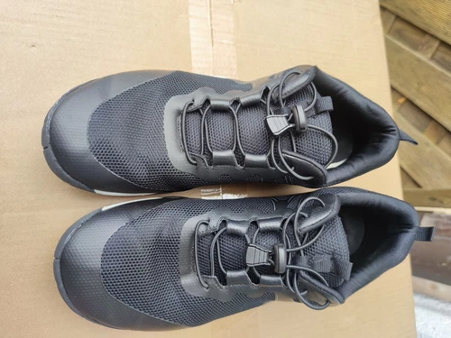  NW 44 schwarzer leichter Sportschuh für Studio Kegeln Joggen