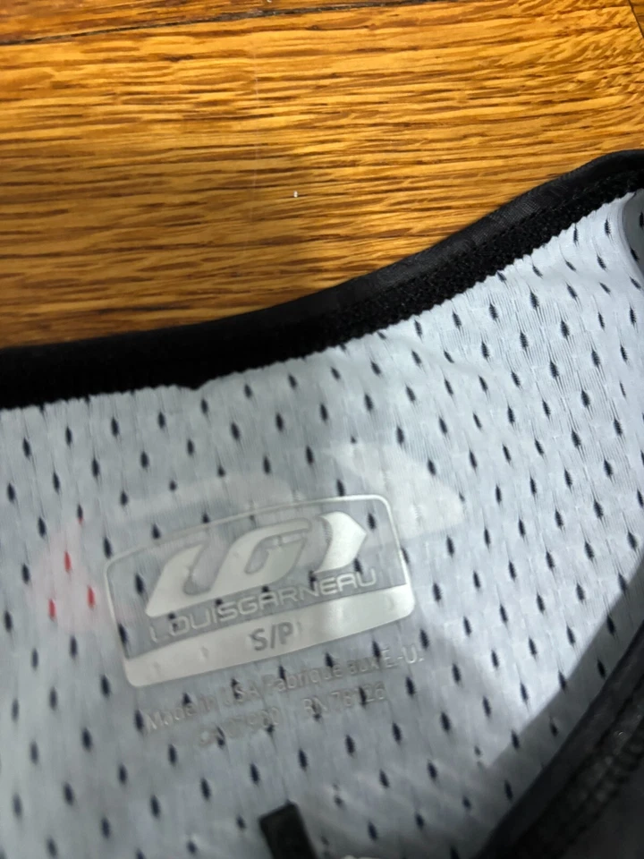 LOUIS GARNEAU Mens Cycling Bib Padded Shorts Jersey Size Small Delfino Skin NEW - Image 3 of 4