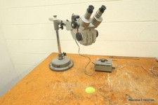 OLYMPUS TOKYO STEREO ZOOM MICROSCOPE F 200 200883 G10X