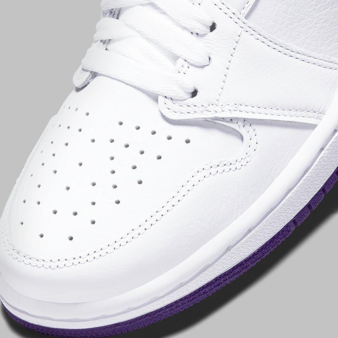 Nike Air Jordan 1 Retro High Court Purple CD0461-151 Woman's Nike Air Jordan 1 Retro High Court Purple CD0461-151 Woman's