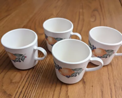 4 Corelle Corning Ware Abundance Fruit Coffee Tea Cups Mugs Made in USA