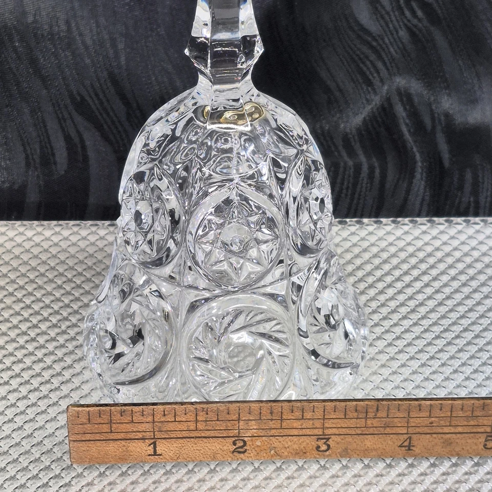 Campana de cristal Hobstar de vidrio transparente corte brillante americano 7" de alto Foto 4 de 4