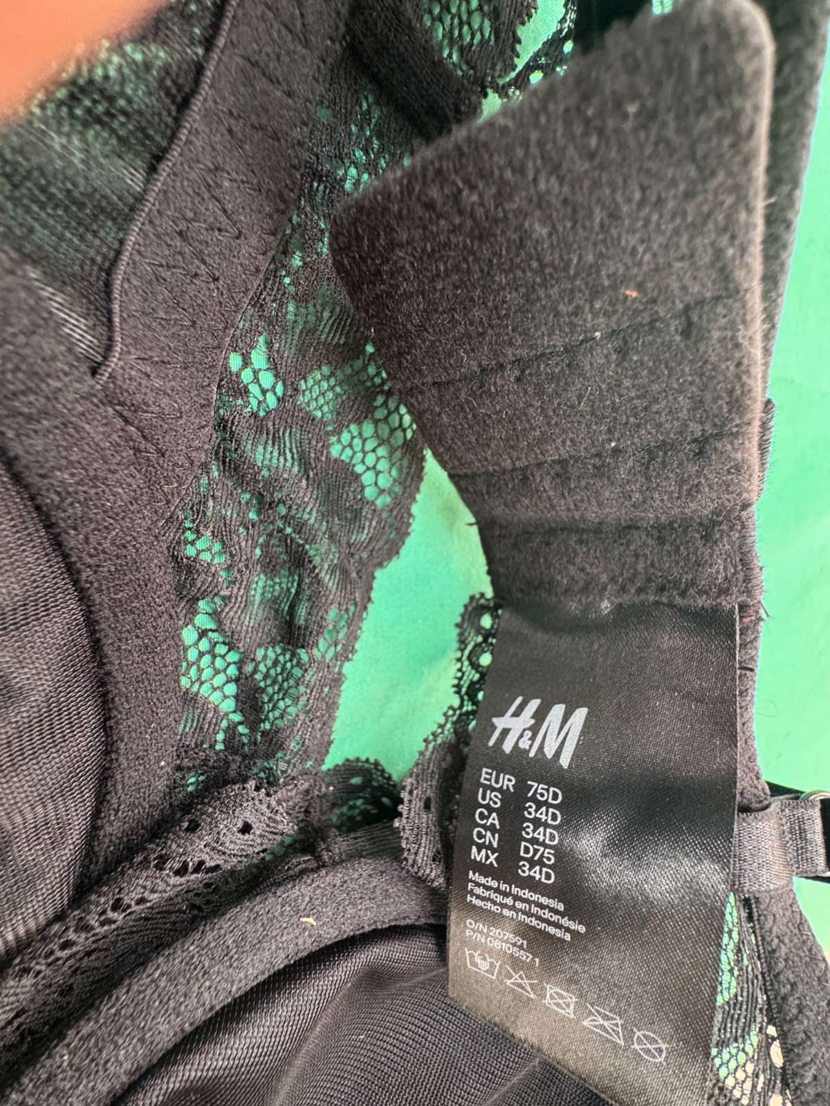H&M Women’s Black Lace Bra 34D Underwired Lightly Padded Adjustable Straps image 7