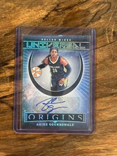 2023 Panini Origins Universal Arike Ogunbowale Auto Wings