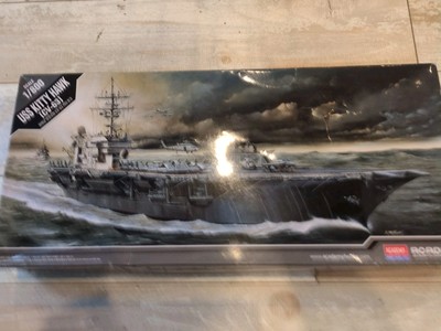 Academy Hobby Model Kit USS Kitty Hawk Aircraft Carrier CV-63 1/800 New Sealed.