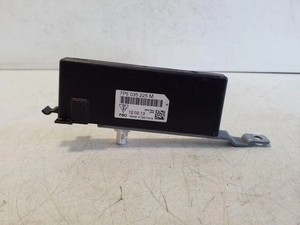PORSCHE CAYENNE 92A Antennenverstärker  7P5035225M 3.00 Diesel 180kw 32176178