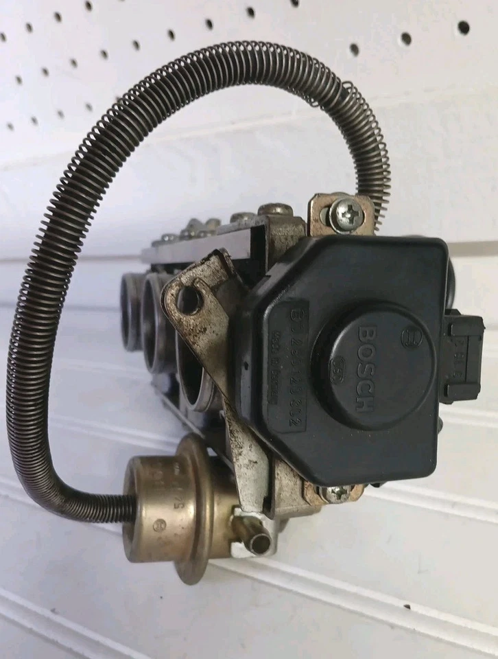 BMW K75 K75C K75S K75RT 1986-1996 motor aire admisión combustible acelerador carrocería portaequipajes Foto 3 de 4