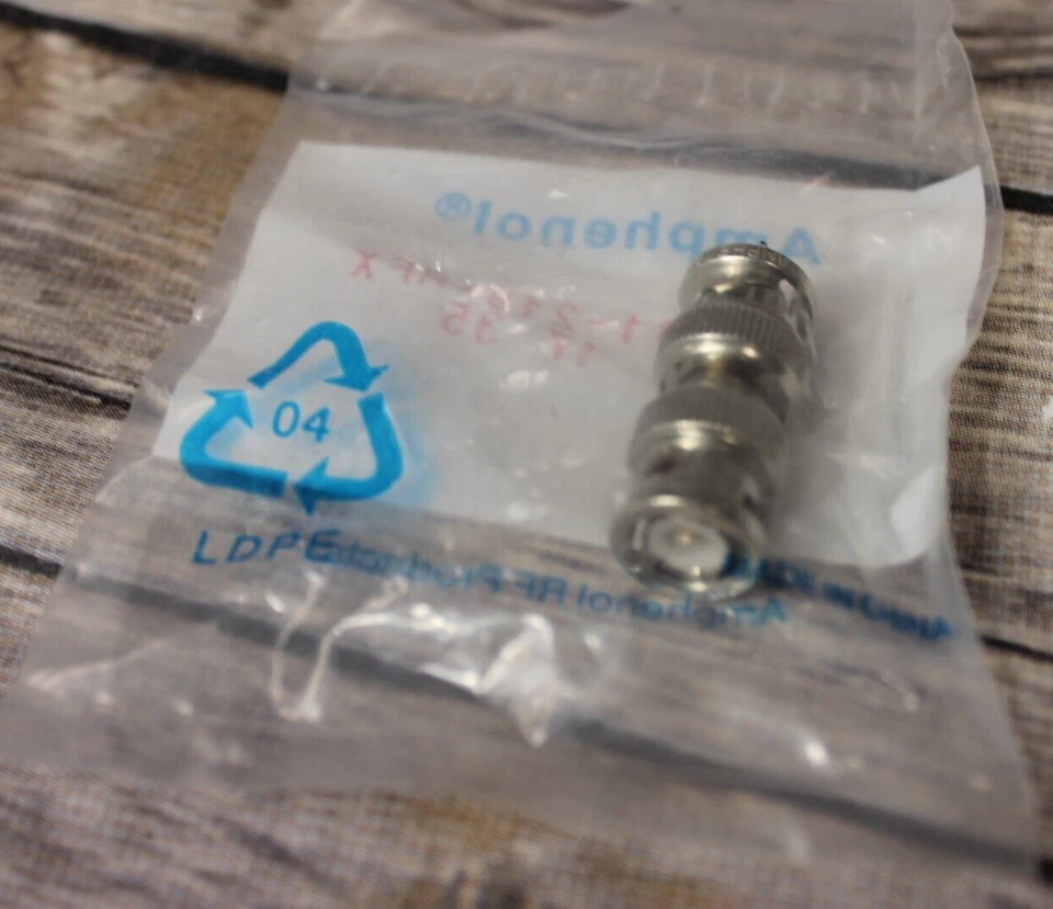 NEW SEALED BNC Male to BNC Male Inline Splice Coupler Amphenol 031-218-RFX - Image 2 of 4