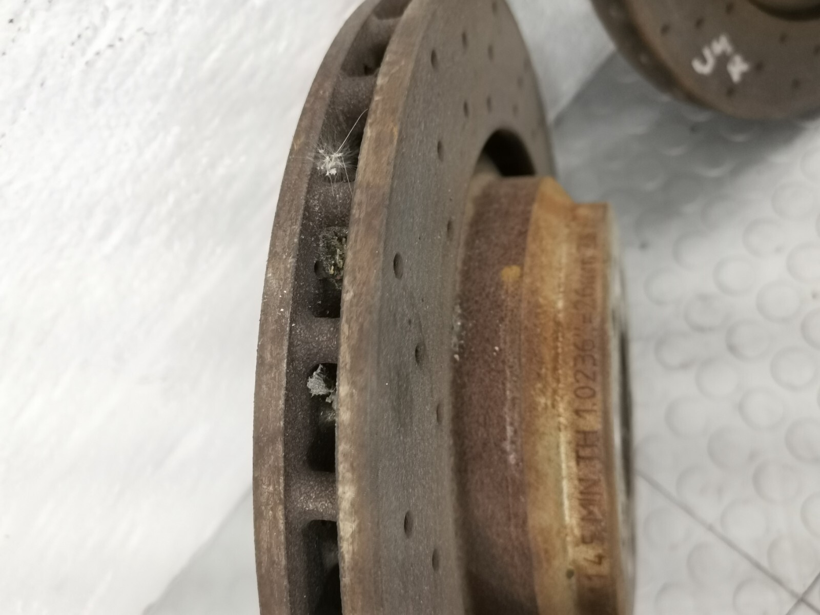 13- Maserati Ghibli S Q4 REAR BRAKE DISC ROTOR SET OF 2