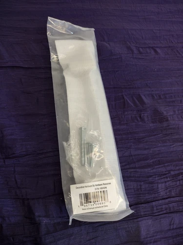 Jeffrey Alexander Acrylic Cabinet Handle - Satin Nickel (160 mm) - Picture 4 of 4