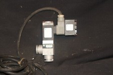 Leybold Heraeus GABY035D43D04 Vacuum Solenoid Valve Right Angle 281 91 B1 